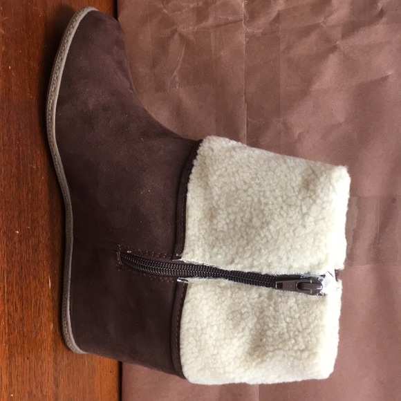 Women's Hidden Wedge Ankle Bootie -Brown and Ivory - Picture 3 of 6